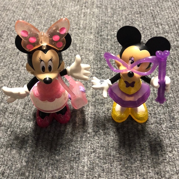 Minnie Mouse (2) with dresses, shoes, accessories - Picture 11 of 11